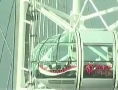 Λονδίνο: Δεκάδες παγιδευμένοι τουρίστες στο London Eye λόγω της επίθεσης στο Κοινοβούλιο (βίντεο)